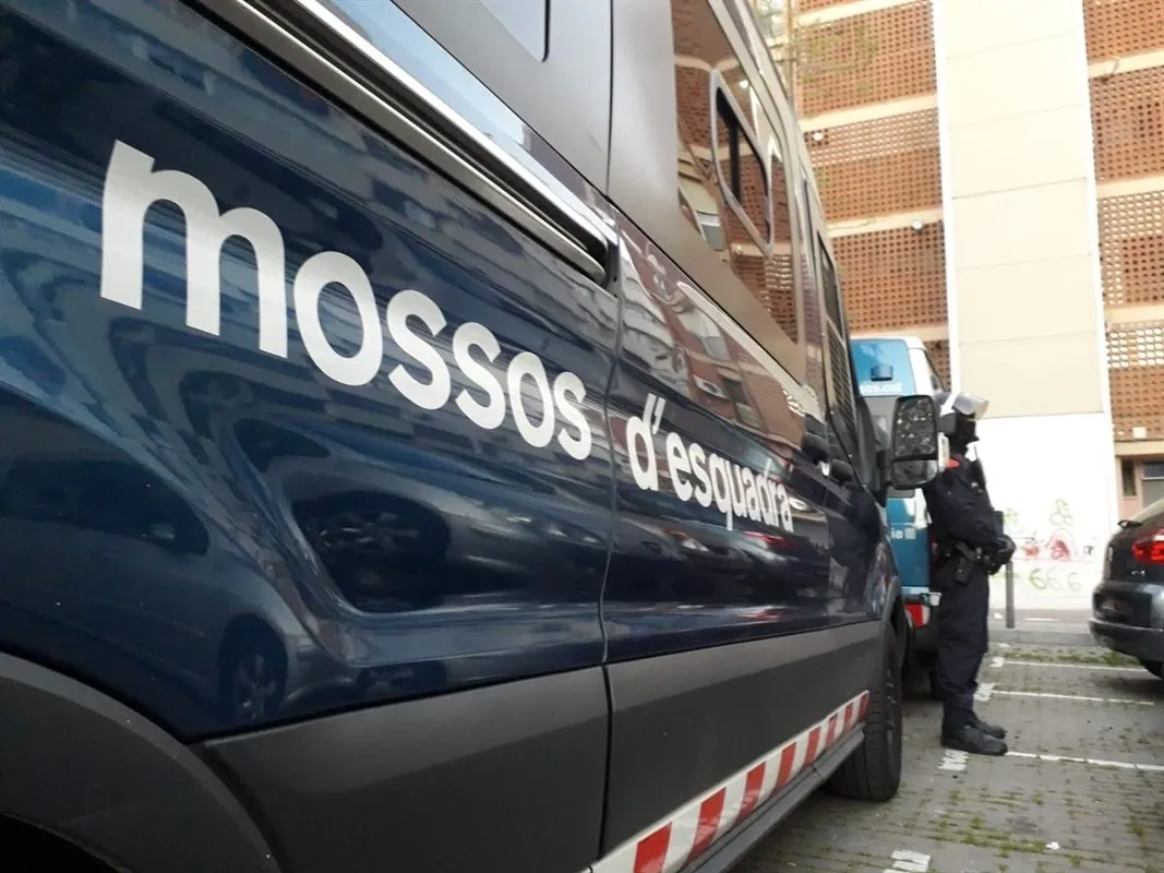 Los Mossos dEsquadra han iniciado la noche del martes un dispositivo para buscar el cuerpo de un bebé en el río Besós / Europa Press
