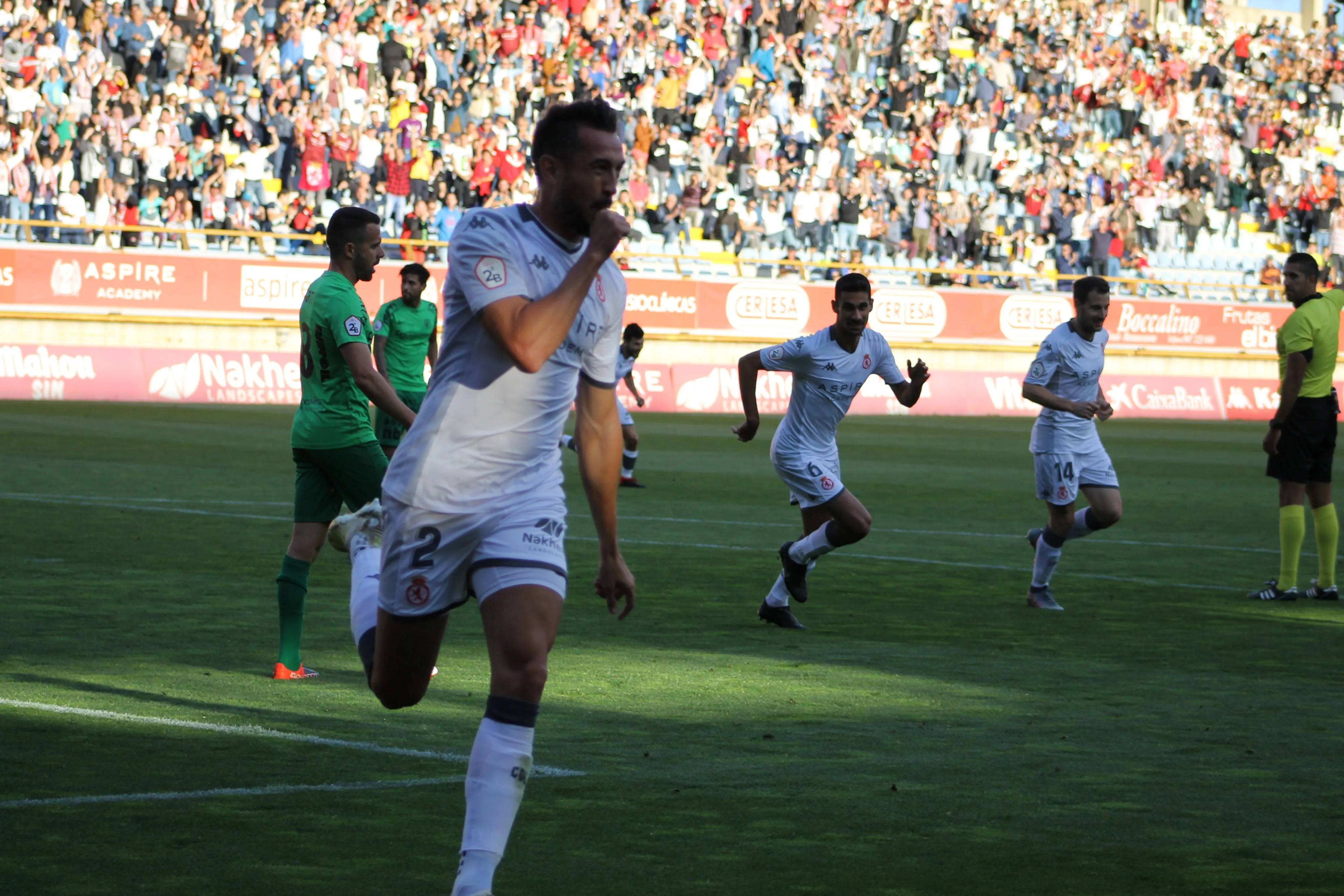 Los jugadores de la Cultural Leonesa celebran un gol ante Unionistas / CyDLeonesa