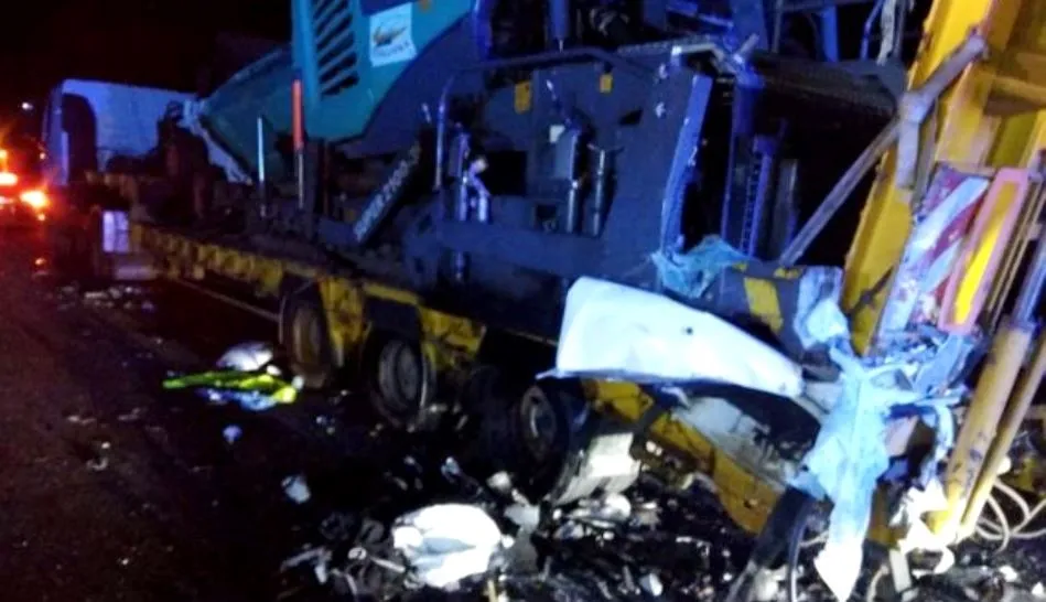 Estado del camión tras este accidente en Zamora. Foto de Zamora News