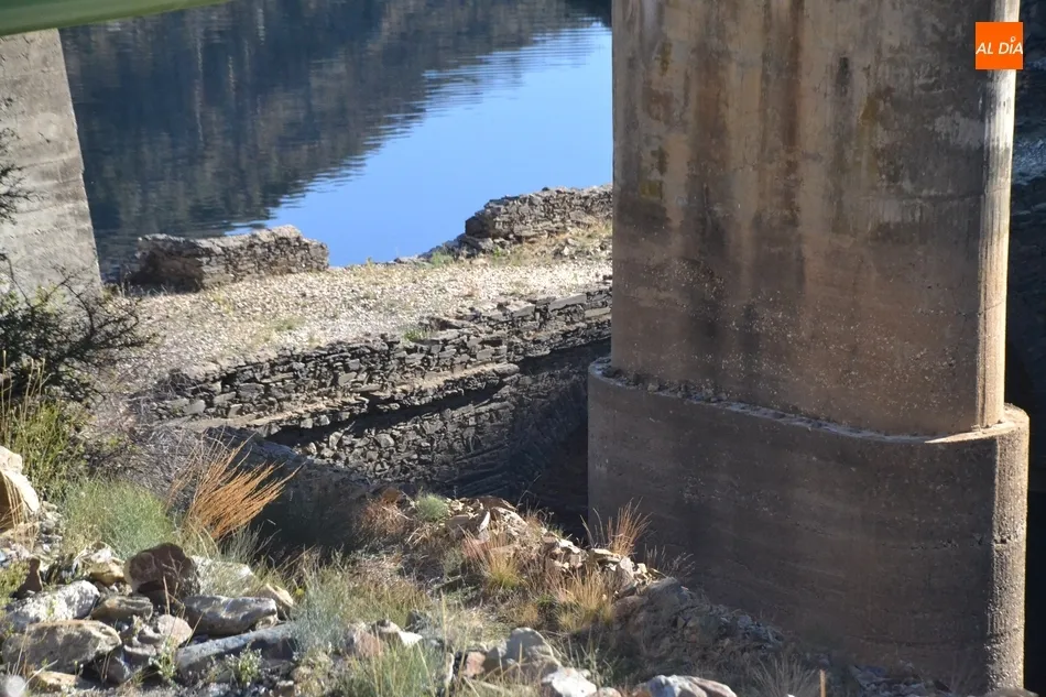 Foto 4 - Someten al nuevo puente del Risco de Martiago a las pruebas de carga  