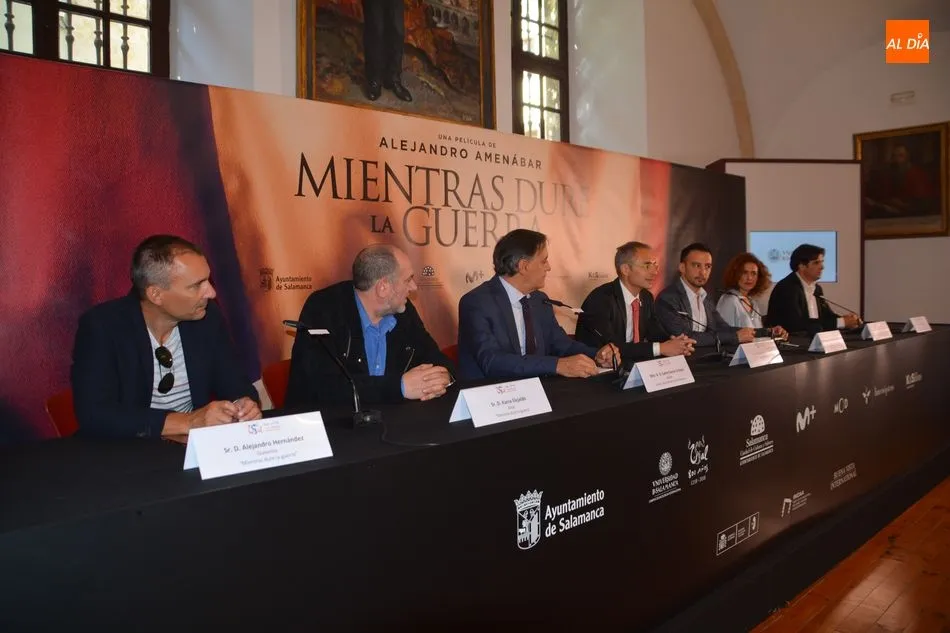 Foto 11 - Salamanca se vuelca para el estreno de &lsquo;Mientras dure la guerra&rsquo;&nbsp;