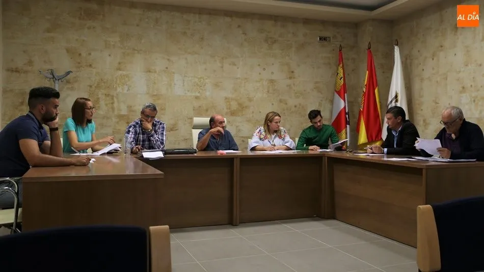 Sesión del pleno del Ayuntamiento de Babilafuente celebrada este jueves