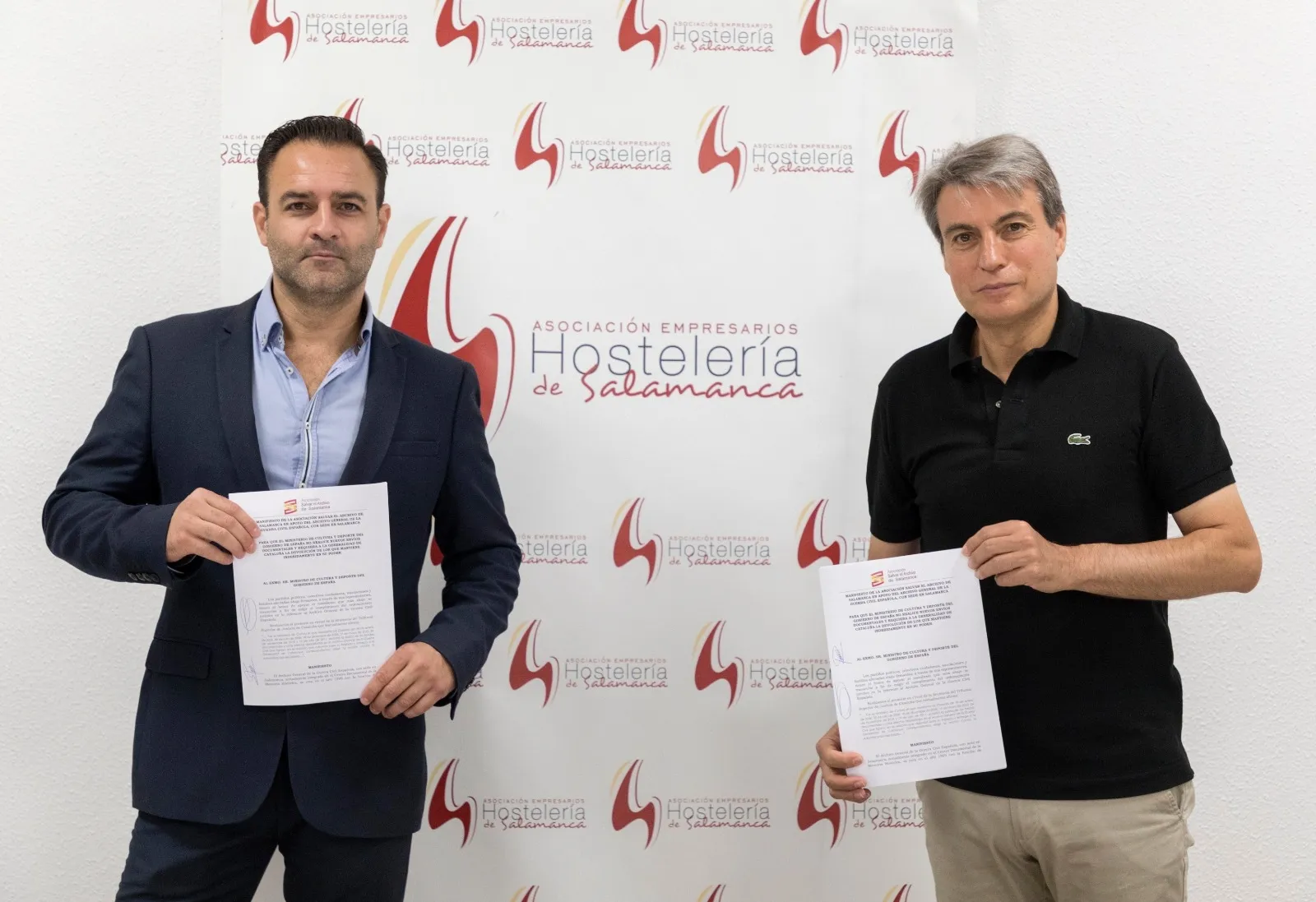 Foto 2 - La Asociaci&oacute;n de Empresarios de Hosteler&iacute;a muestra su apoyo en defensa de la integridad...