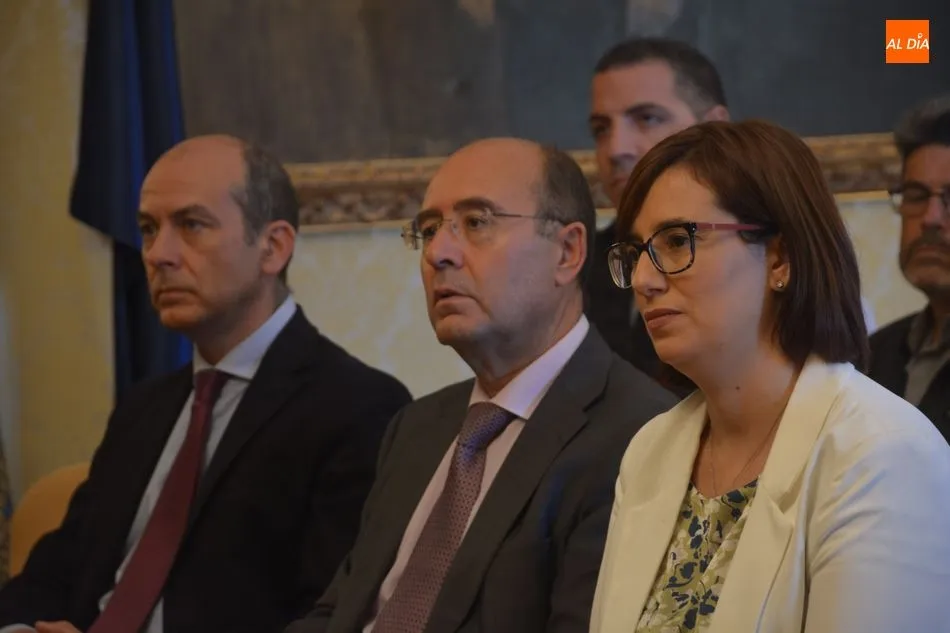 Foto 7 - Los Premios de Novela y Poes&iacute;a Ciudad de Salamanca son para Juli&aacute;n Granado y Tom&aacute;s Hern&aacute;ndez