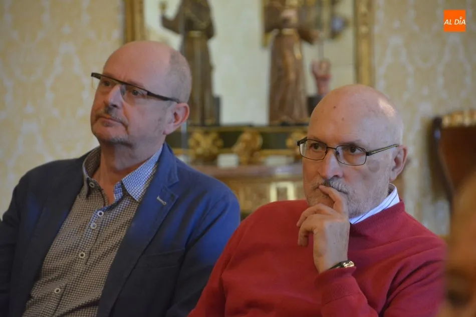 Foto 6 - Los Premios de Novela y Poes&iacute;a Ciudad de Salamanca son para Juli&aacute;n Granado y Tom&aacute;s Hern&aacute;ndez