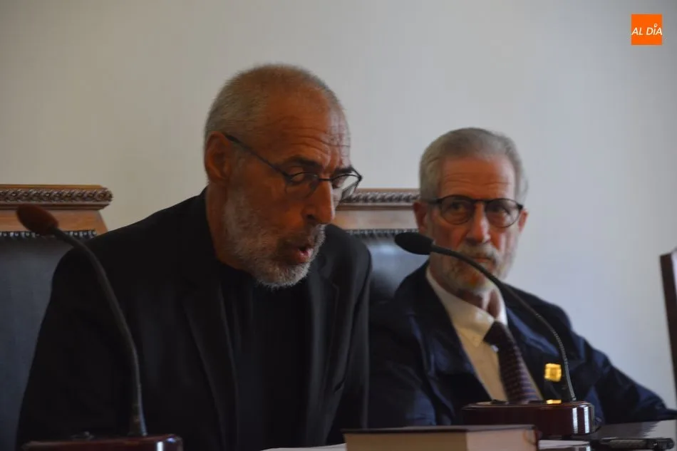 Foto 10 - La Asociaci&oacute;n de Amigos de Unamuno rinde homenaje a la memoria del poeta