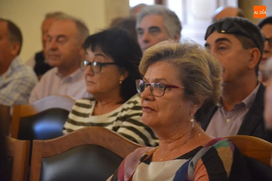 Foto 4 - La Asociaci&oacute;n de Amigos de Unamuno rinde homenaje a la memoria del poeta