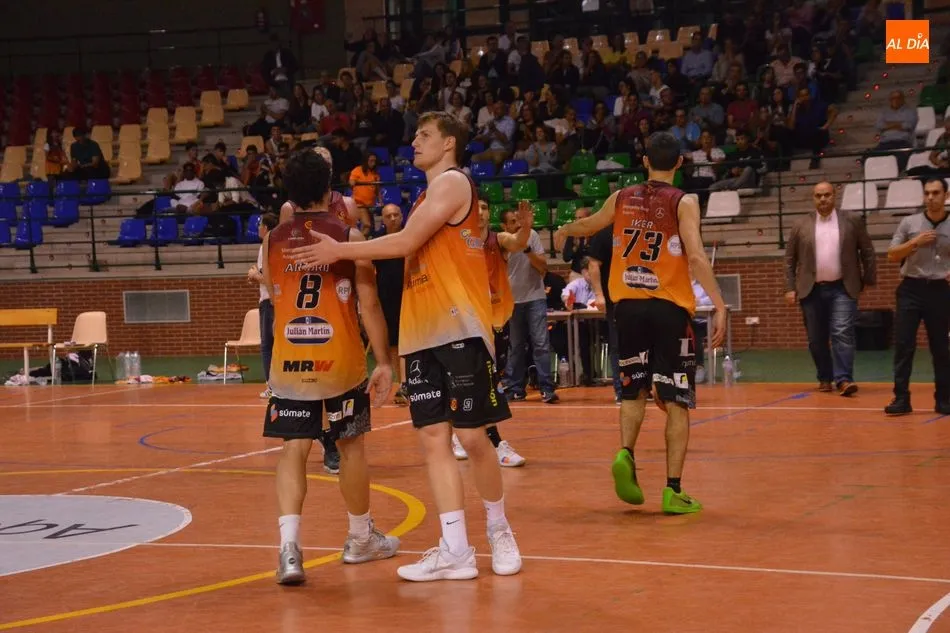 Jugadores del Aquimisa Carbajosa durante un partido / Archivo