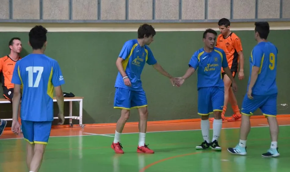 El III Senior llega al debut liguero con varias caras nuevas y con el ascenso entre ceja y ceja  