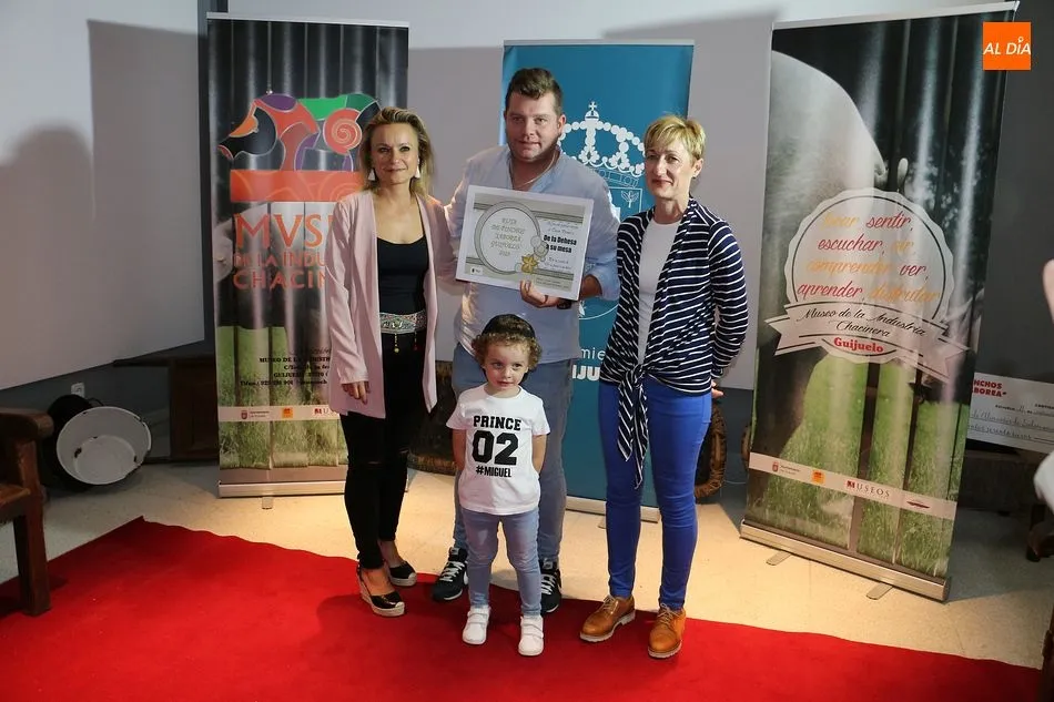Foto 8 - El Restaurante &Aacute;lvarez se alza ganador del concurso de la I Ruta de Tapas de Guijuelo