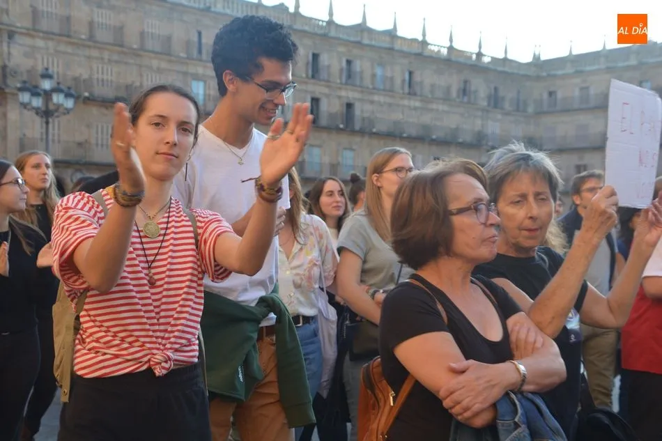 Foto 4 - Salamanca se echa a la calle por la&nbsp;manifestaci&oacute;n f&uacute;nebre a la Huelga Mundial por el Clima&nbsp;