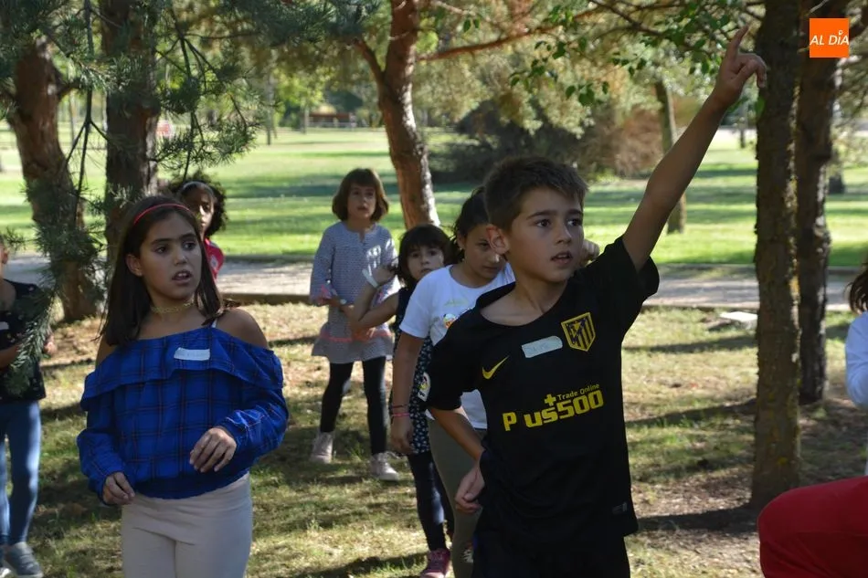 Foto 6 - Los m&aacute;s peque&ntilde;os de Huerta Otea disfrutan de las fiestas con juegos infantiles