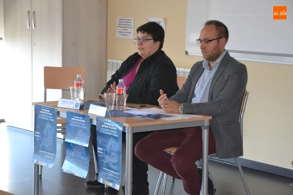 Foto 2 - La despoblaci&oacute;n centra el debate en las jornadas sobre la Europa que quieren los j&oacute;venes  