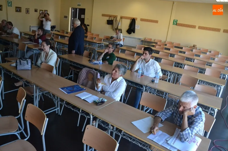 Foto 3 - La despoblaci&oacute;n centra el debate en las jornadas sobre la Europa que quieren los j&oacute;venes  