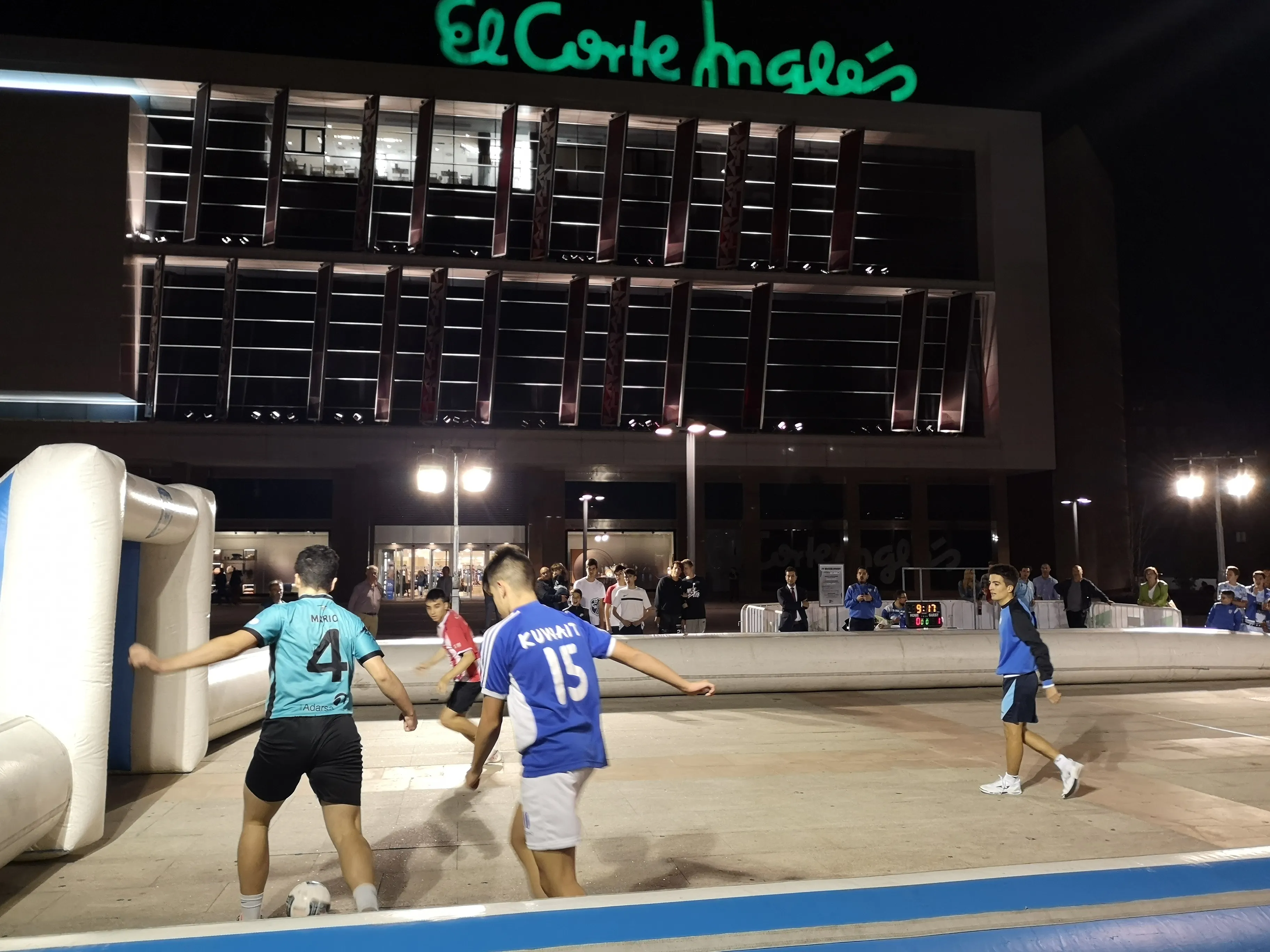 Foto 6 - El Corte Ingl&eacute;s celebra por todo lo alto su IV Soccer Street a favor de Pyfano