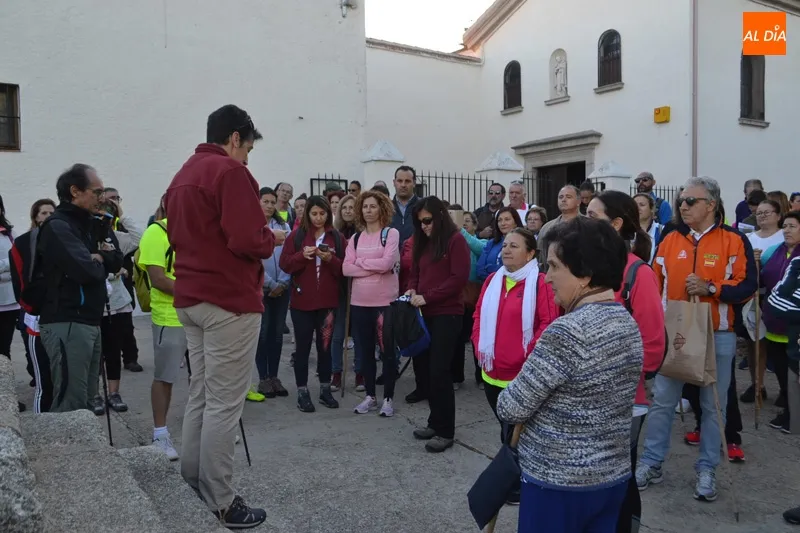 Foto 7 - M&aacute;s de 120 peregrinos participan en una nueva etapa de las II Jornadas Teresianas de...