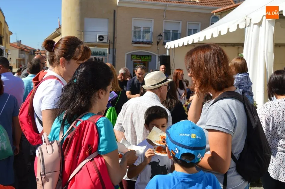 Foto 6 - Inaugurada la Feria de la Huerta de Cabrerizos&nbsp;con una treintena de expositores&nbsp;  