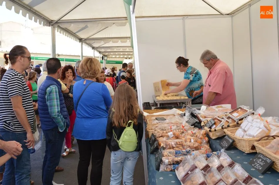 Foto 5 - Inaugurada la Feria de la Huerta de Cabrerizos&nbsp;con una treintena de expositores&nbsp;  
