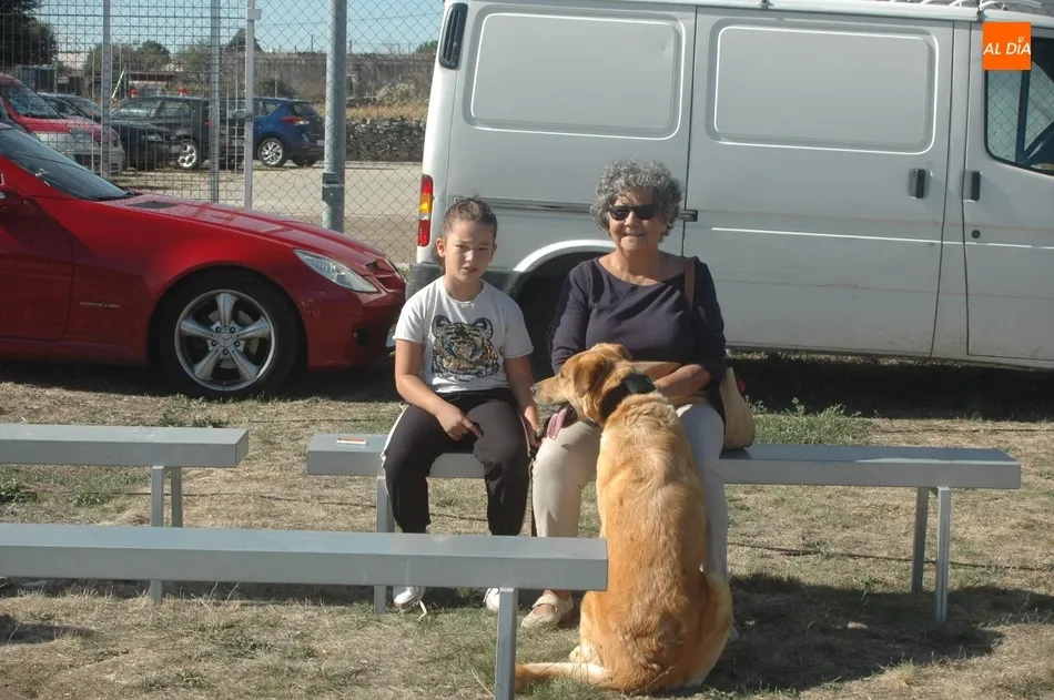 Foto 10 - La Feria de Artesan&iacute;a y Alimentaci&oacute;n, y la Feria Canina de Villar de Peralonso cumplen las...