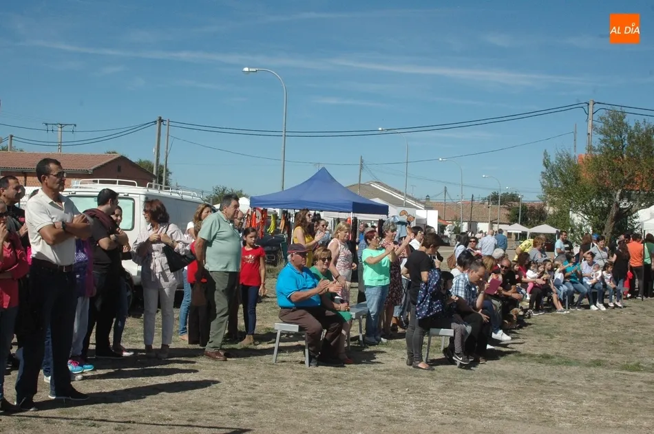 Foto 4 - La Feria de Artesan&iacute;a y Alimentaci&oacute;n, y la Feria Canina de Villar de Peralonso cumplen las...