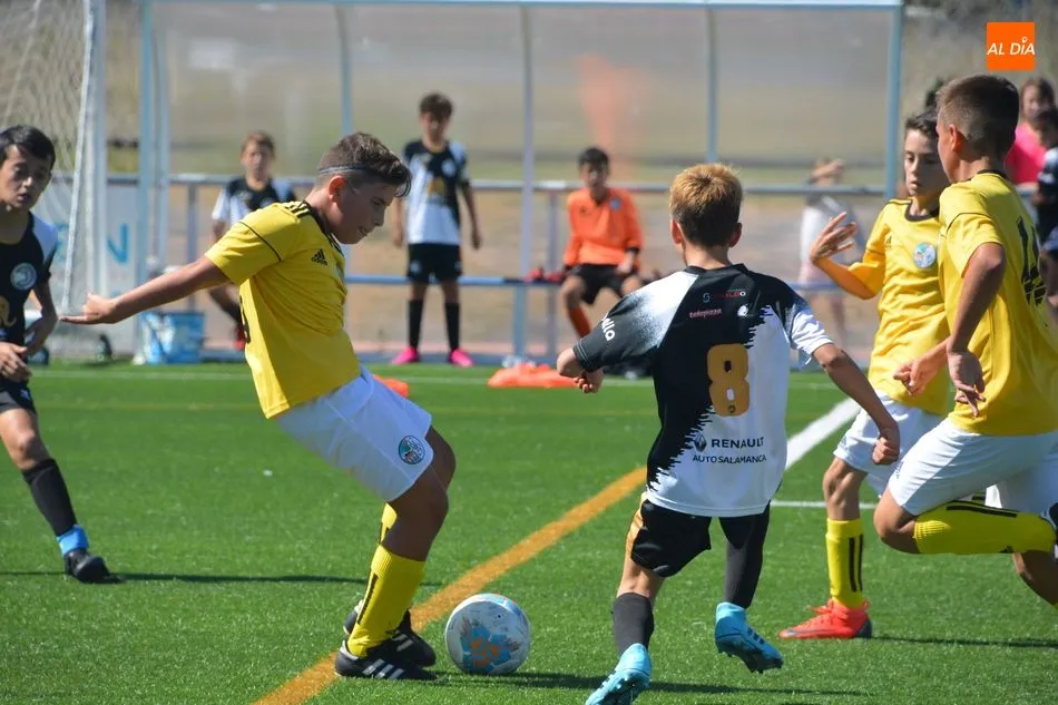 Foto 8 - Resultados, clasificaciones e im&aacute;genes del f&uacute;tbol base provincial