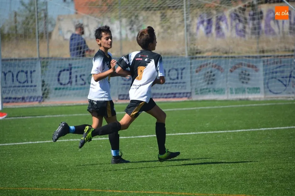 Foto 3 - Resultados, clasificaciones e im&aacute;genes del f&uacute;tbol base provincial