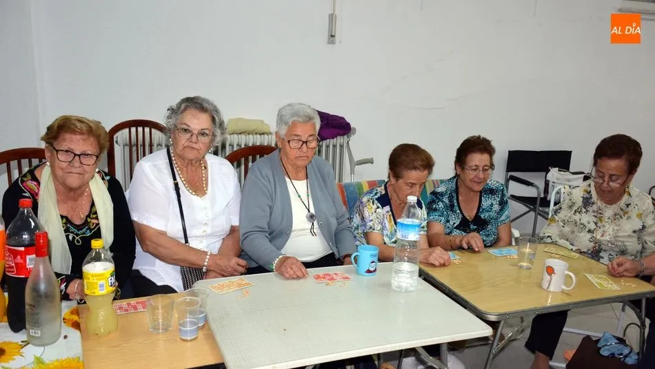 Foto 4 - Las Mujeres de la Asociaci&oacute;n &lsquo;Villa de Lumbrales&rsquo; celebran su ya tradicional jornada de...