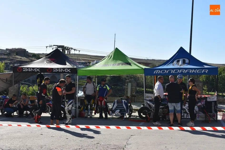 Foto 10 - Gran seguimiento de p&uacute;blico en la novedosa exhibici&oacute;n de pit-bikes  