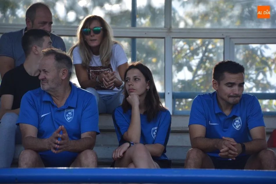 Foto 8 - El Santa Marta sigue siendo la sombra de lo que fue al perder contra el Burgos Promesas (0-2)
