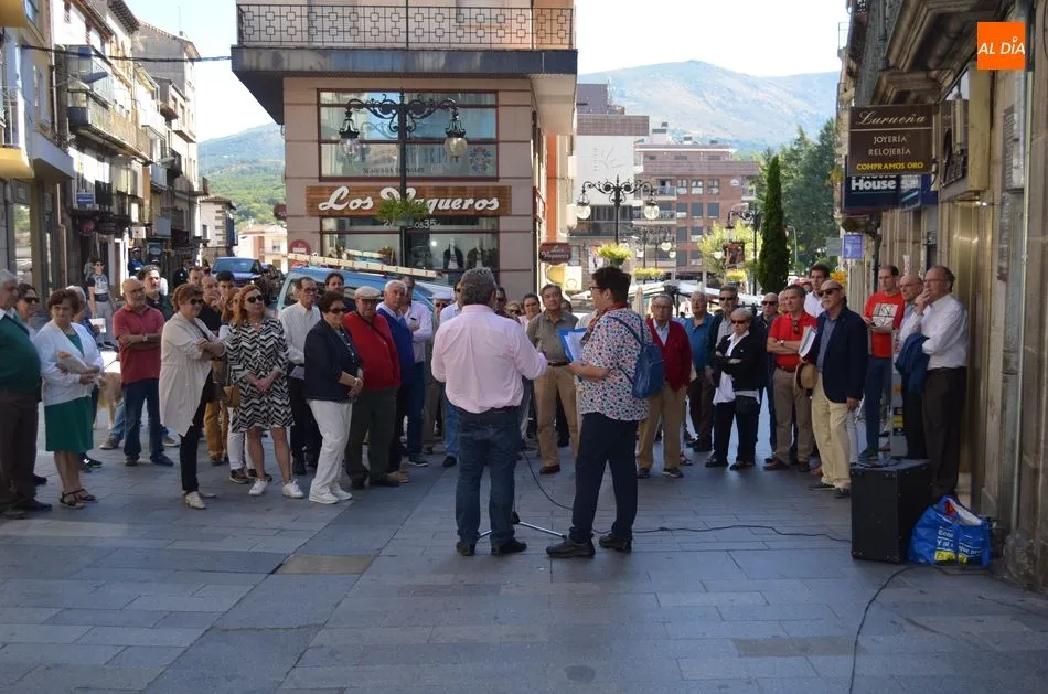 Foto 8 - Celebraci&oacute;n en B&eacute;jar del homenaje a los m&aacute;rtires de la Revoluci&oacute;n del 68