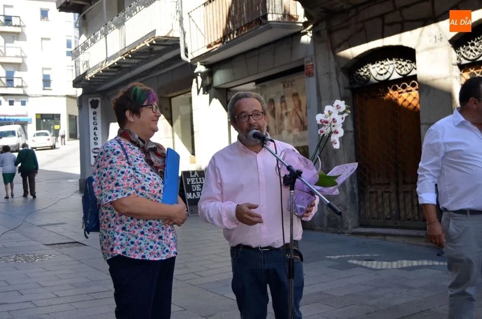 Foto 4 - Celebraci&oacute;n en B&eacute;jar del homenaje a los m&aacute;rtires de la Revoluci&oacute;n del 68