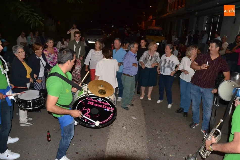 Foto 7 - Manolo y Eusebia festejan su jubilaci&oacute;n tras casi medio siglo al frente del Bar Monte-Carlo  