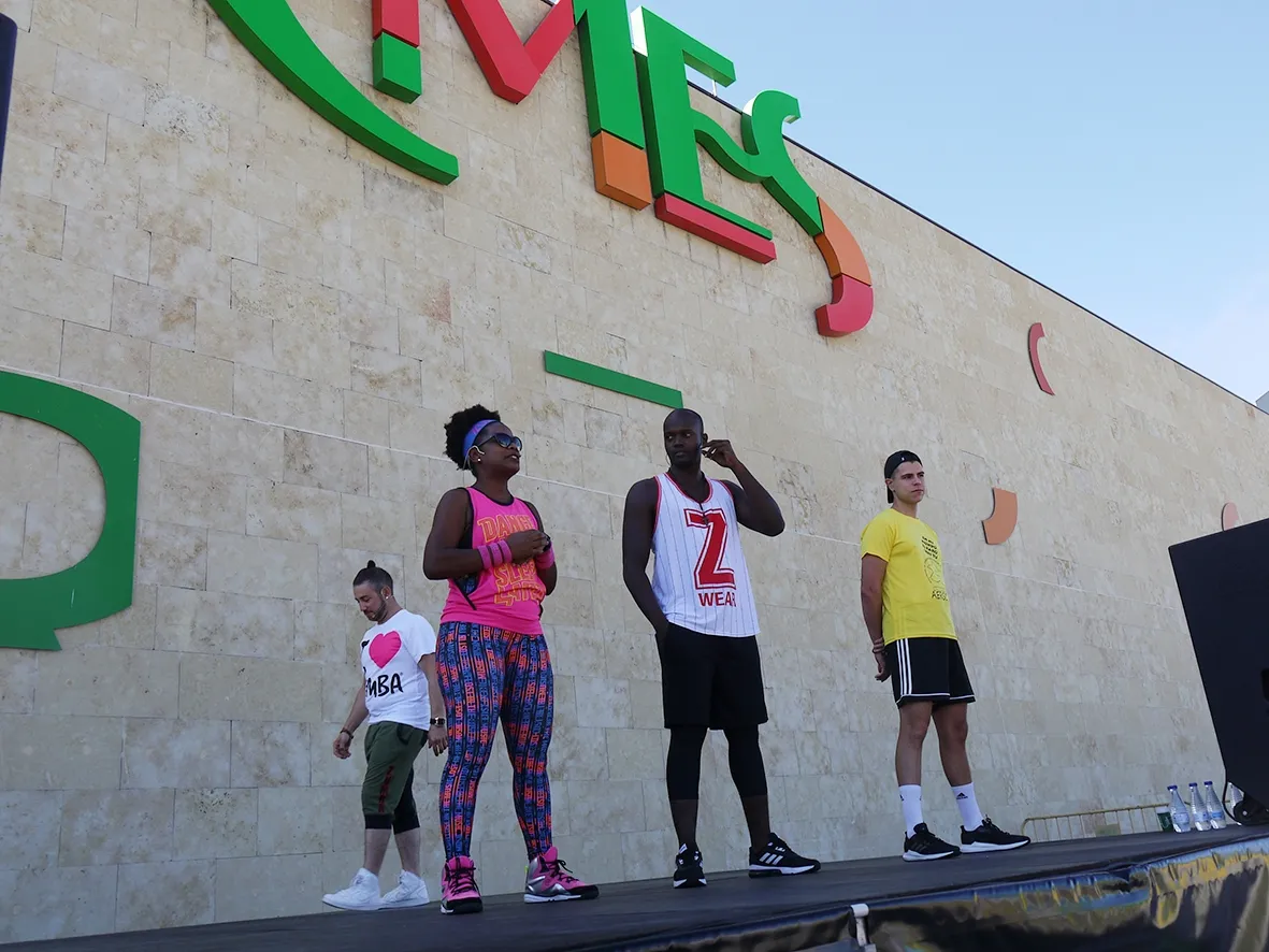 Foto 6 - El Tormes vibra con las masterclass de zumba de Andr&eacute;s Lerma