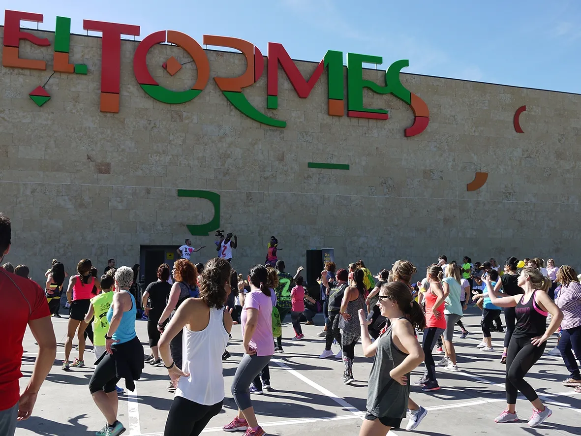Foto 4 - El Tormes vibra con las masterclass de zumba de Andr&eacute;s Lerma