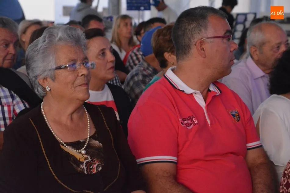 Foto 9 - Santiz se despide de sus fiestas con la actuaci&oacute;n de Rita Clar&aacute;