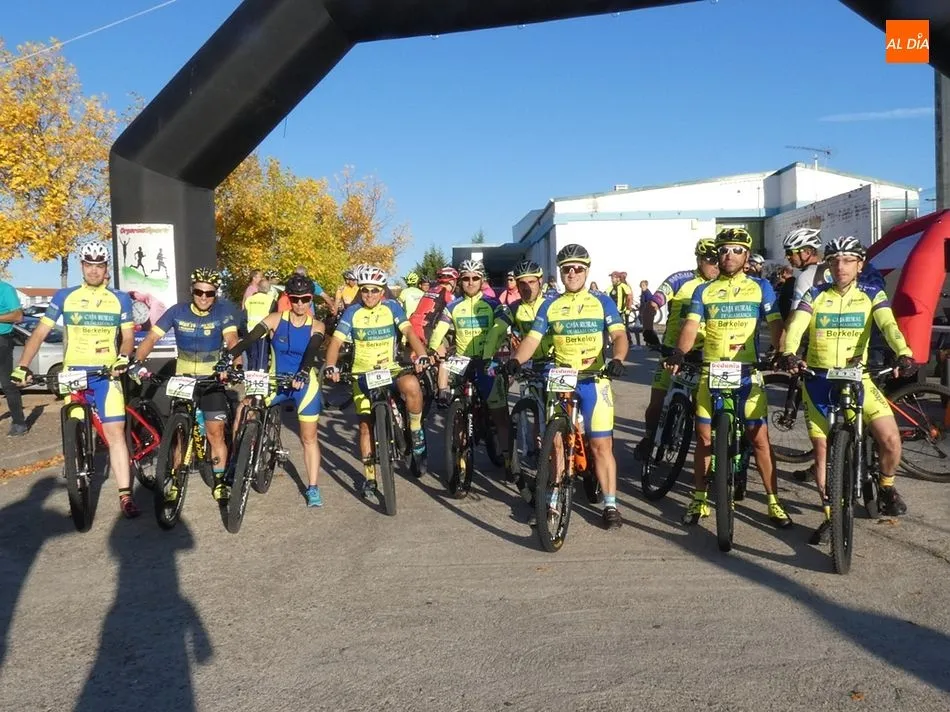 Alejandro Rodríguez y Lourdes Hernández triunfan en la BTT Transfronteriza 2