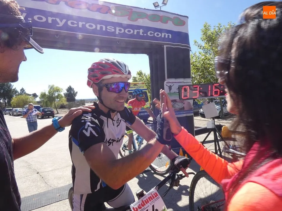 Foto 6 - Alejandro Rodr&iacute;guez y Lourdes Hern&aacute;ndez triunfan en la BTT Transfronteriza 2