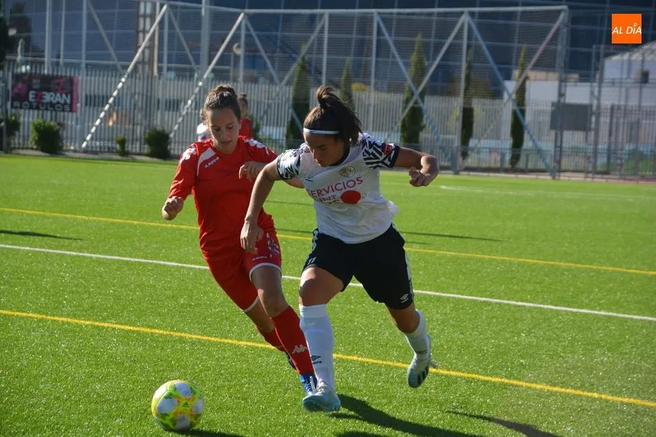 Foto 7 - El Salamanca UDS Femenino no termina de arrancar como local al perder con el Tres Cantos (2-3)
