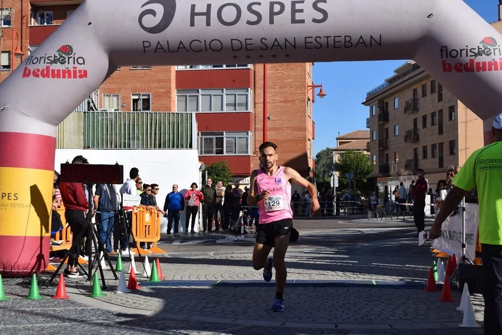 Foto 4 - Luis Fernando Alaejos, campe&oacute;n Senior del Provincial de los 10 kil&oacute;metros en Ruta  