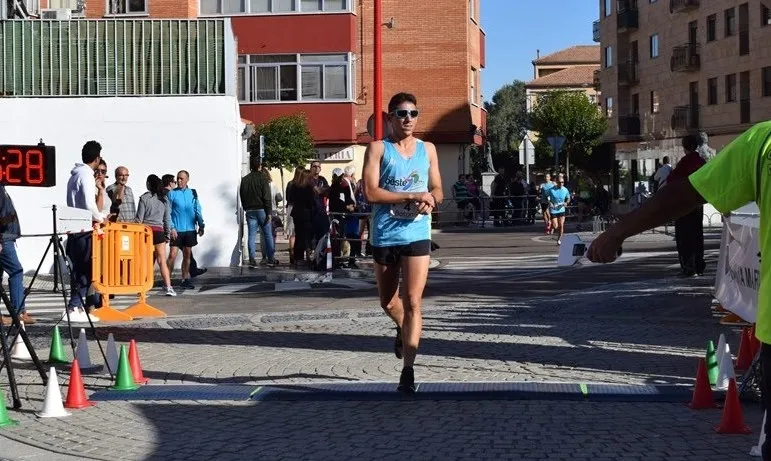 Foto 3 - Luis Fernando Alaejos, campe&oacute;n Senior del Provincial de los 10 kil&oacute;metros en Ruta  