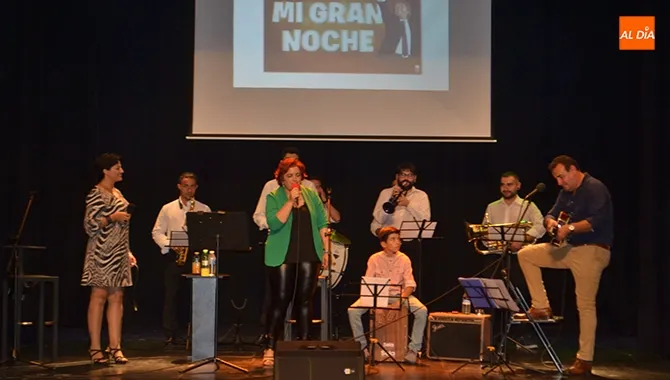 El Grupo Arena ofrecía un concierto ante un Teatro Calderón lleno hasta la bandera