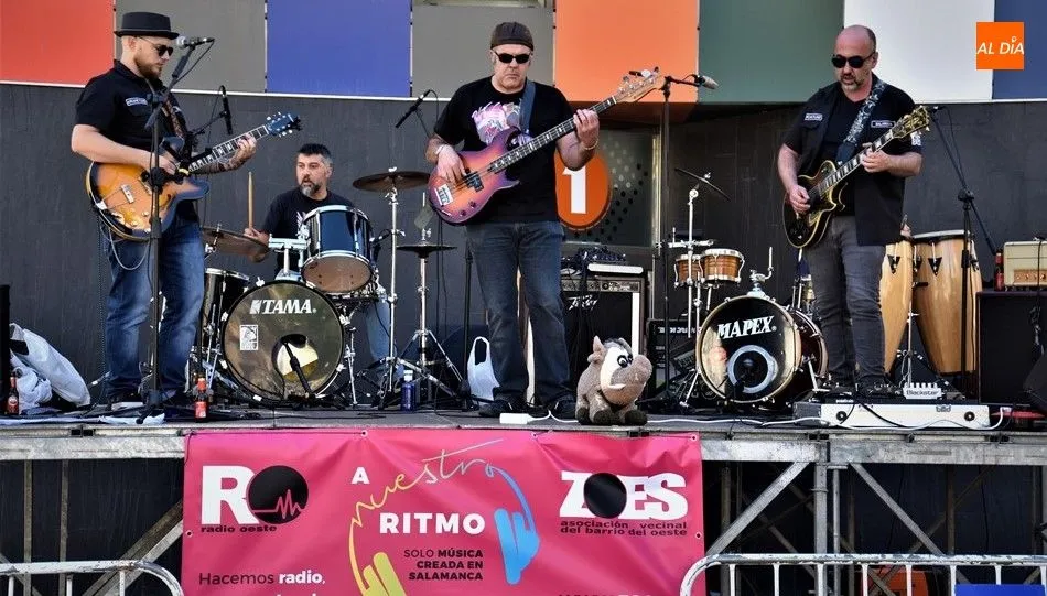 Concierto de How Are Blues en la plaza del Oeste. Foto de Fernando Sánchez