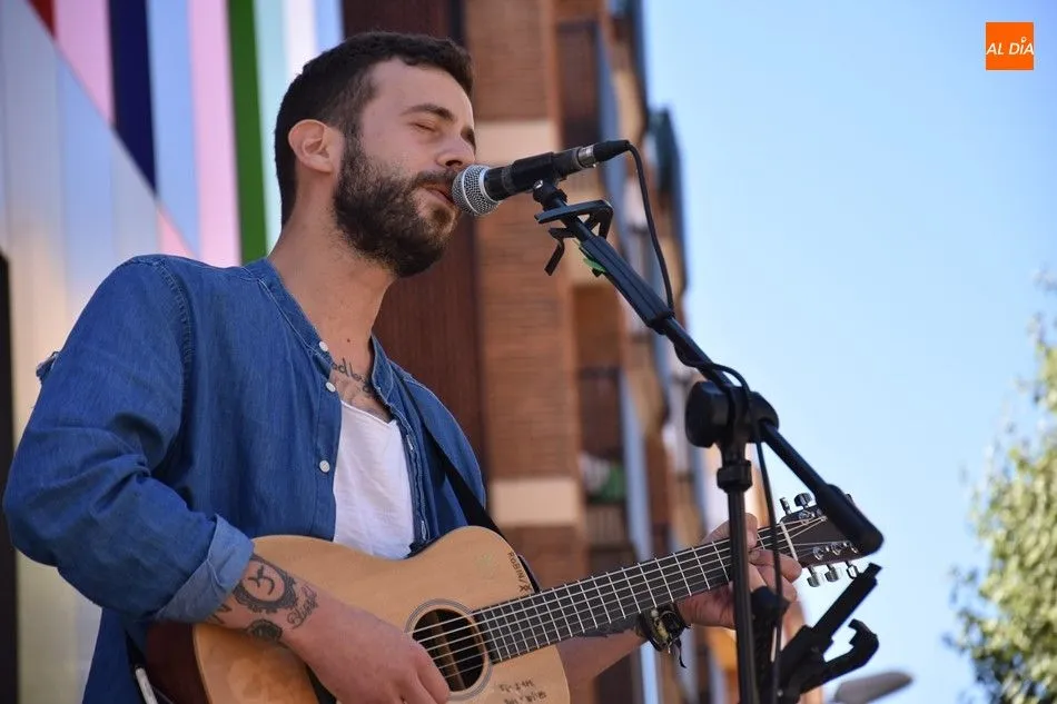 Foto 8 - El Barrio del Oeste despide con m&uacute;sica el &lsquo;September fest&rsquo; organizado por ZOES