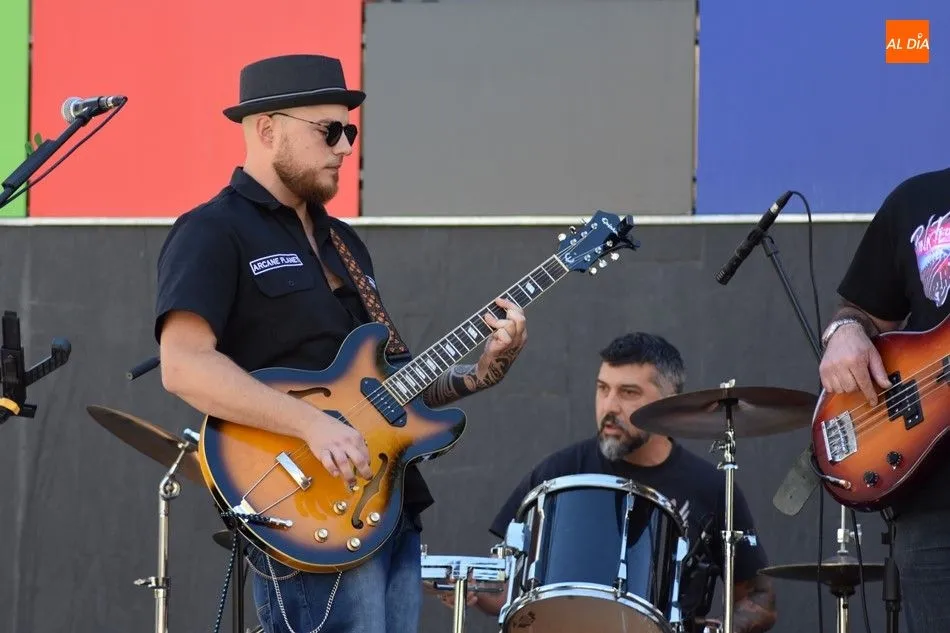 Foto 6 - El Barrio del Oeste despide con m&uacute;sica el &lsquo;September fest&rsquo; organizado por ZOES