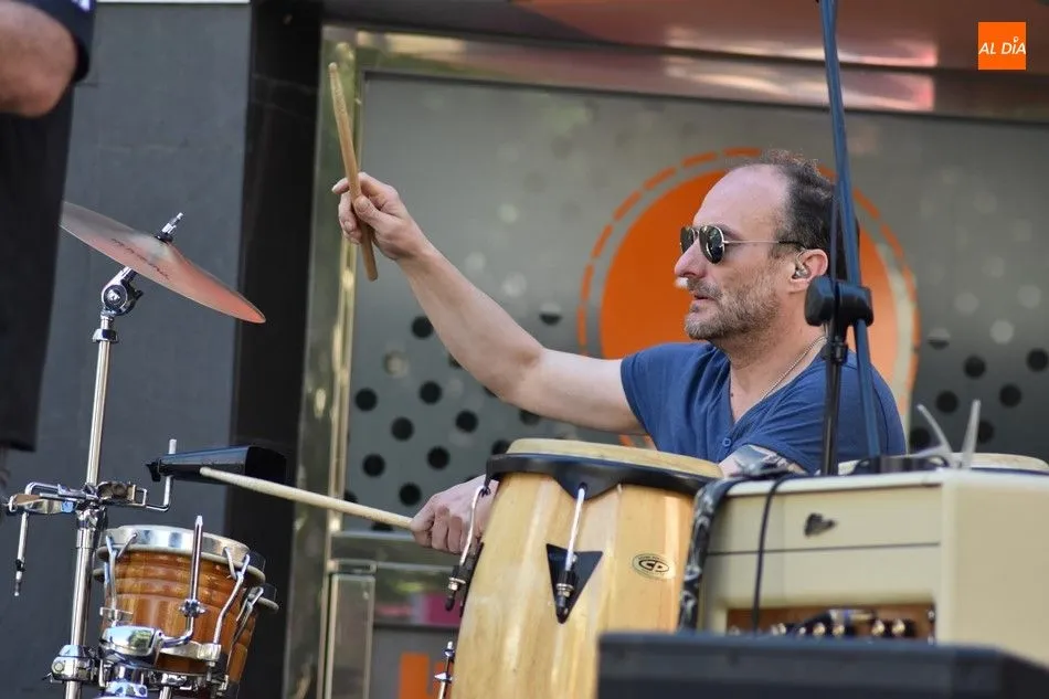 Foto 5 - El Barrio del Oeste despide con m&uacute;sica el &lsquo;September fest&rsquo; organizado por ZOES