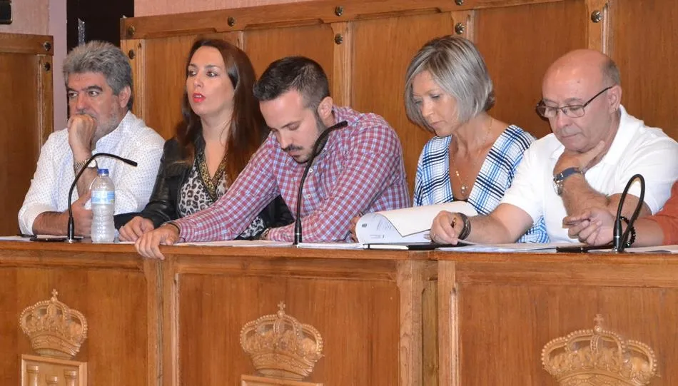 El PSOE considera que el Gobierno del PP se centra en la mirada hacia la galería mediática  