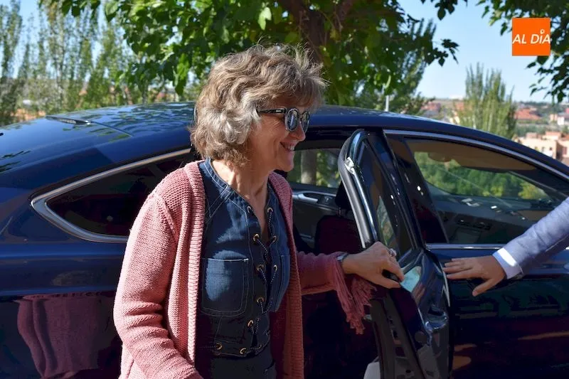 Foto 4 - La ministra de Sanidad reconoce que la dependencia "necesita una mayor dotaci&oacute;n" econ&oacute;mica...