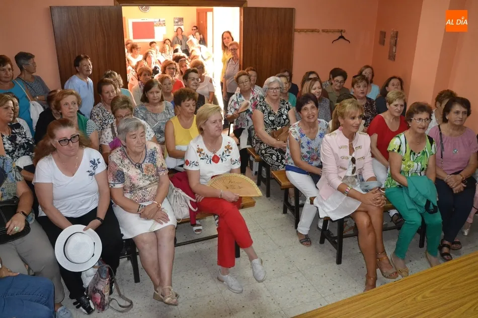 Foto 11 - Amanecer inaugura el curso 2019/2020, que trae una &lsquo;jubilaci&oacute;n&rsquo; y un traslado  