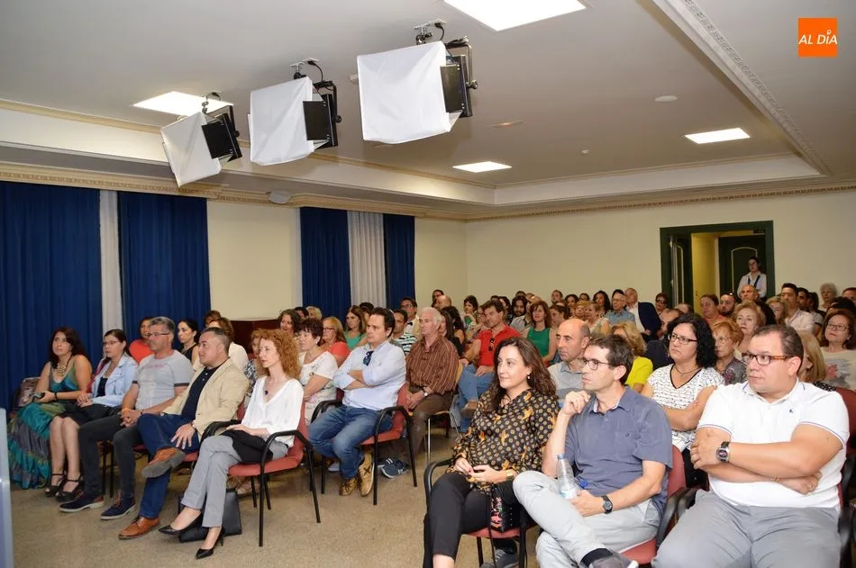 Foto 2 - Fernando Salinero presenta en la Sala de la Palabra su libro &lsquo;La senda del tigre&rsquo;