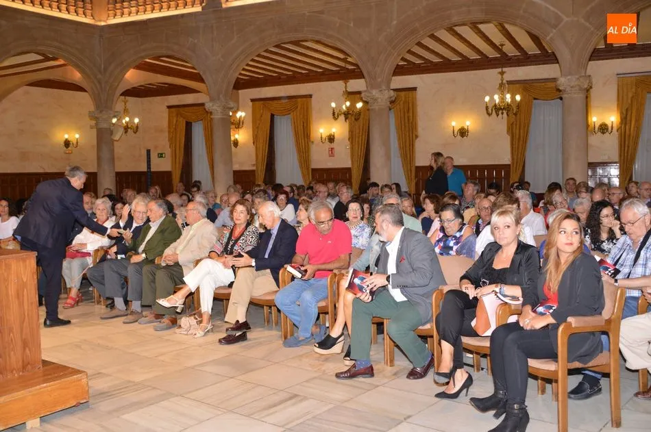 Foto 10 - Gran acogida de &lsquo;Casa baja&rsquo;, la novela de Ferreira Cunquero sobre un grupo de maquis
